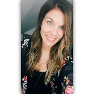 Meet your Posher, Stacy